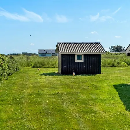 Sina - 300m From The Sea In Nw Jutland By Interhome Semesterbostad *