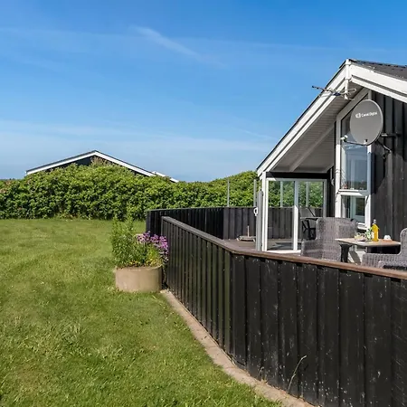 Holiday home Sina - 300m From The Sea By Interhome